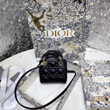 DIOR-喜洋洋