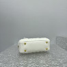 미우미우 아르카디 마테라쎄 나파 가죽 토트백 크로스백 23CM X 12CM X 8CM