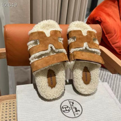 징댄 에르메스 시프레 시어링(Hermès Chypre Shearling) 샌들 经典