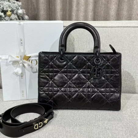 디올 여왕샵 女王 30CM X 20CM X 13CM (D SIRE 디올 마이 매크로까나쥬백)
