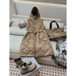 막스마라(Max Mara) 더 큐브(The Cube) 패딩 조끼 四季