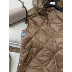 막스마라(Max Mara) 더 큐브(The Cube) 패딩 조끼 四季