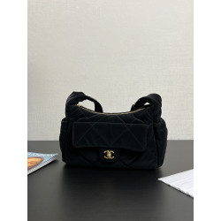 샤넬 24N 코코네쥬 턴락 볼링백 AS5054...