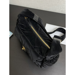 샤넬 24N 코코네쥬 턴락 볼링백 AS5054  32CM/44CM