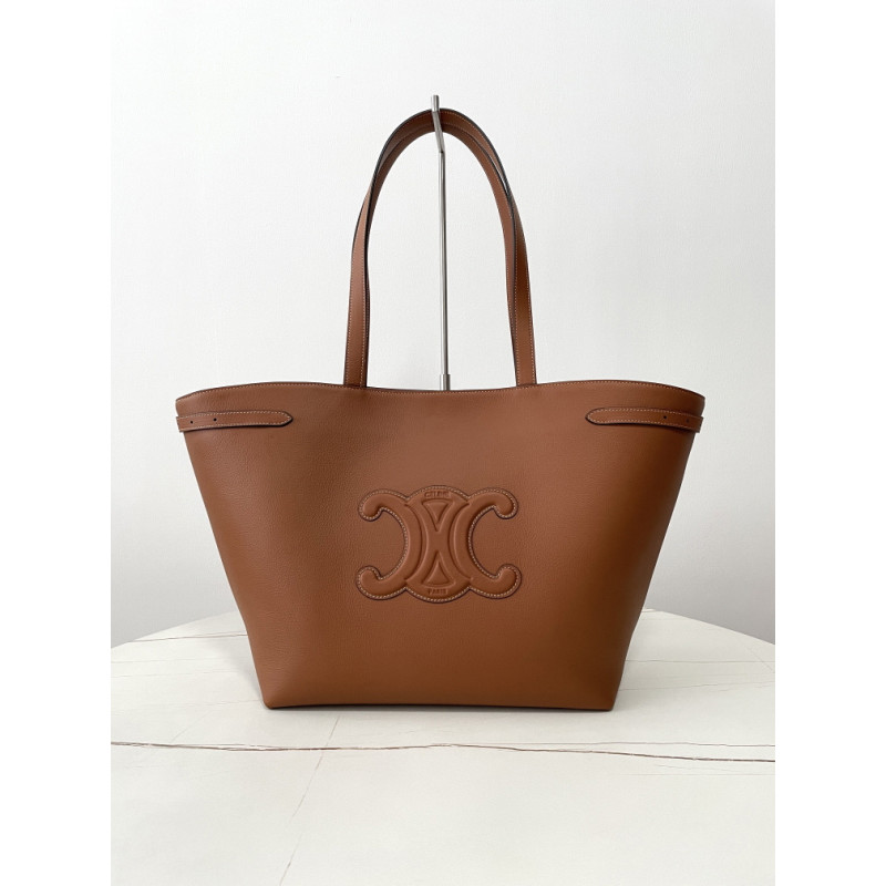 셀린느 블랙프레임 28CM/54CM
