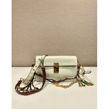 프라다 瑶瑶 24CM X 13.5CM X 6CM