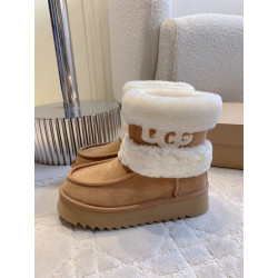 UGG