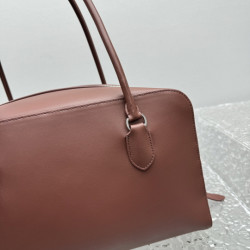 더로우 33CM X 18CM X 20CM