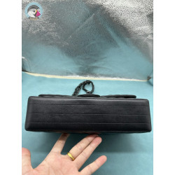 샤넬 지존샵 浩浩 25CM (클래식  미디움 쉐브론 블랙)