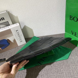 보테가 35CM X 25CM X 2CM
