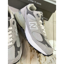 뉴발란스 993 그레이 스니커즈