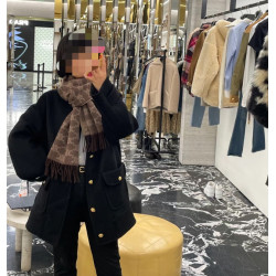 셀린느 머플러 W