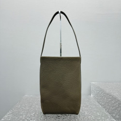 더로우 30CM X 28CM X 15.5CM