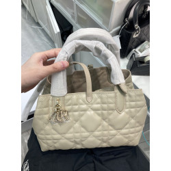 디올 喜洋洋 23CM