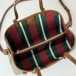 구찌 엠블럼 스몰 토드백 31CM X 18CM X 11CM