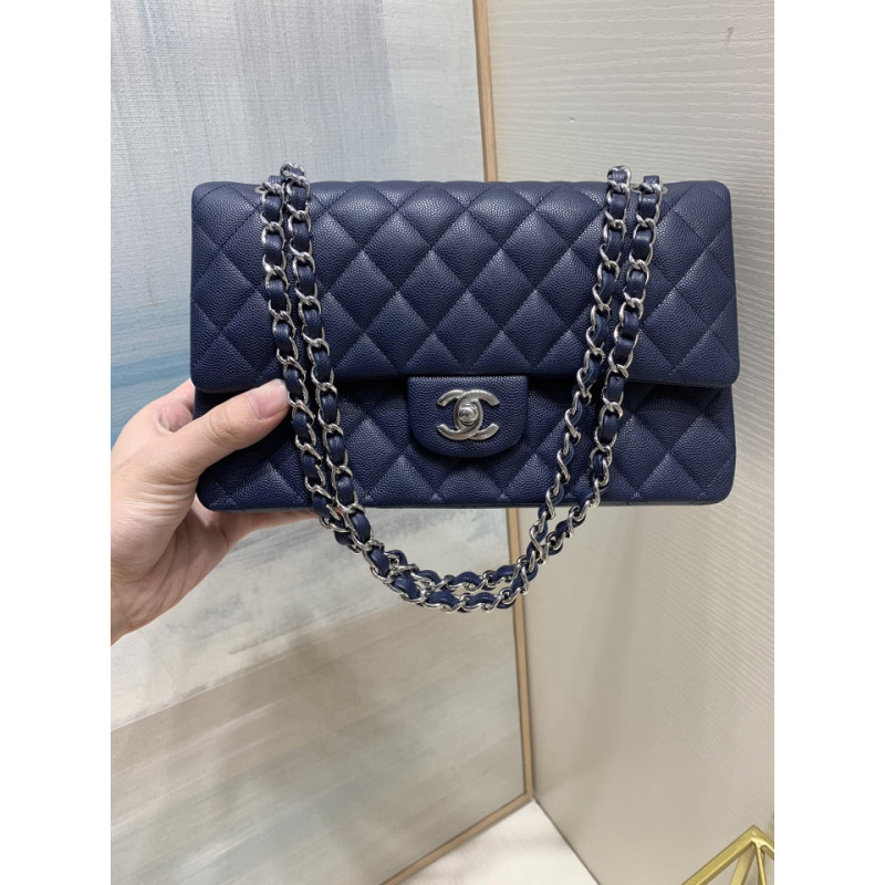 샤넬 지존샵 浩浩 25CM(샤넬 클래식 캐비어 미듐)