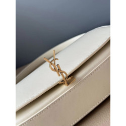 입생로랑 21CM X 11CM X 4.5CM