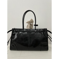 프라다 블랙프레임 38CM