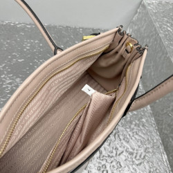 프라다 32CM