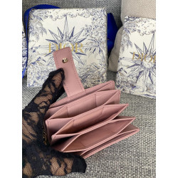 디올 艾尚