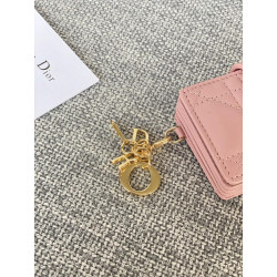 디올 艾尚