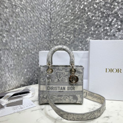 DIOR-喜洋洋