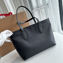 버버리 30CM X 24CM X 11CM