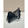 프라다 39CM X  24CM X 11CM