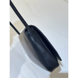 더로우 24CM X 4CM X 15CM