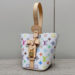 루이비통 여왕샵 女王 18CM X 12CM X 16CM (루이비통 올린 BB 모노그램 캔버스 M13089 무라카미)
