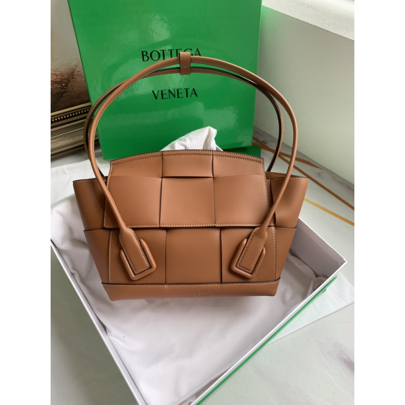 보테가 23CM X 9CM X 21CM