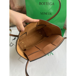 보테가 23CM X 9CM X 21CM