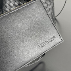보테가 징 静 15CM X 24CM X 12CM