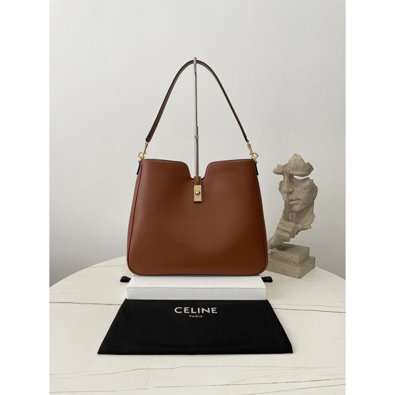 셀린느 블랙프레임 36CM X 29.5CM X 7CM