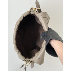 펜디 26CM X 8CM X 18CM