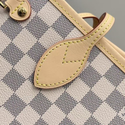 루이비통 여왕샵 女王 21CM X 29CM X12CM  (루이비통 네버풀 다미에 아주르 캔버스 숄더백 토드백)