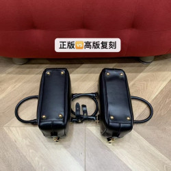 미우미우 22CM/27CM