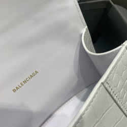 발렌시아가 19CM