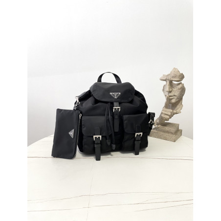 프라다 블랙프레임 30CM X 15CM X 32CM