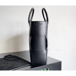 보테가 37CM