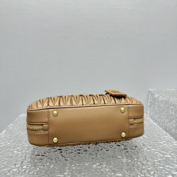 미우미우 23CM/27CM  사진은 27CM