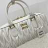 미우미우 23CM/27CM  사진은 27CM