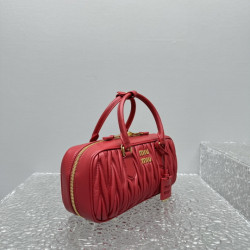 미우미우 23CM/27CM  사진은 27CM