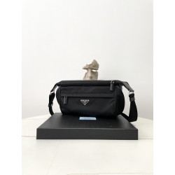 프라다 블랙프레임 27CM X 15.5CM X 15CM