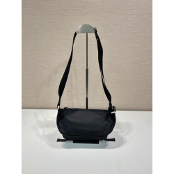 프라다 20CM X 12.5CM X 10CM