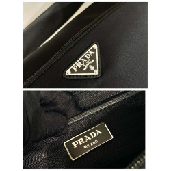 프라다 31CM X 23CM X 9CM
