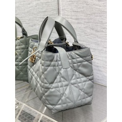 디올 28CM