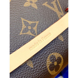 루이비통 17CM X 10.5CM X 4CM