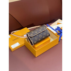 루이비통 17CM X 10.5CM X 4CM