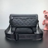 루이비통 메신저 보아주 M25121 22.5CM X 11CM X 33CM